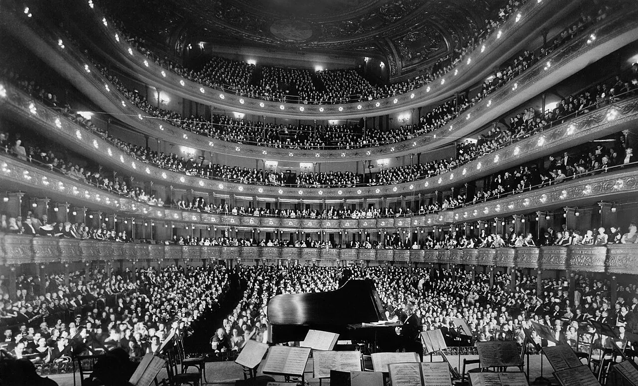 The Opera of Risk: Gambling Motifs from Carmen to Contemporary Stage
