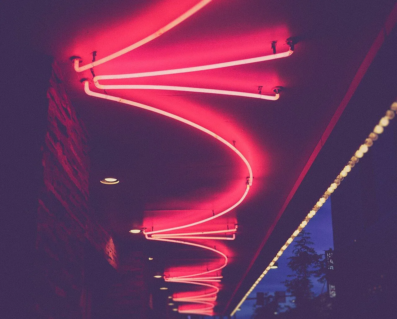 Photography of Neon Nights: Visual Stories of Casino Districts